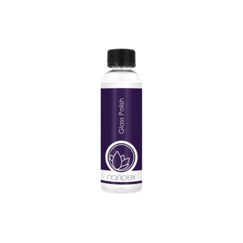 Le produit est un flacon cylindrique avec un bouchon noir, sur lequel est apposée une étiquette violet foncé bordée de blanc. L'étiquette présente un logo stylisé en forme de lotus, sous lequel est élégamment imprimé le nom « Nanolex Glass Polish ». - Tekalab