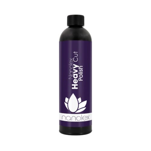 Une bouteille noire frappante, dressée à la verticale, attire l'attention avec son étiquette violette, qui porte le nom « Nanolex Heavy Cut Polish » en lettres blanches transparentes. Le bas de l'étiquette est orné d'un gracieux logo en forme de lotus blanc, renforçant son élégance. - Tekalab